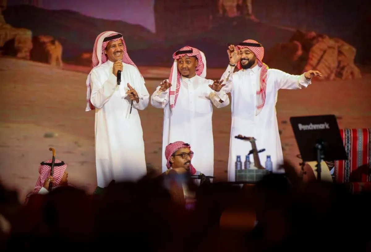 خالد عبدالرحمن برفقة فرقة السامري- الصورة من المركز الإعلامي لبنش مارك