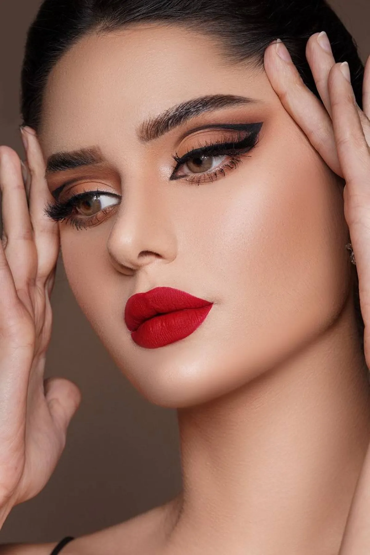 أيلاينر مجنح