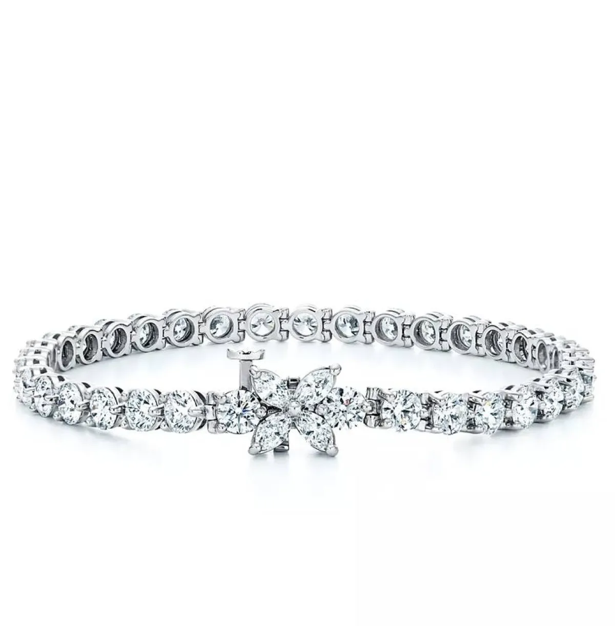 سوار تنس من تيفاني أند كو Tiffany & co