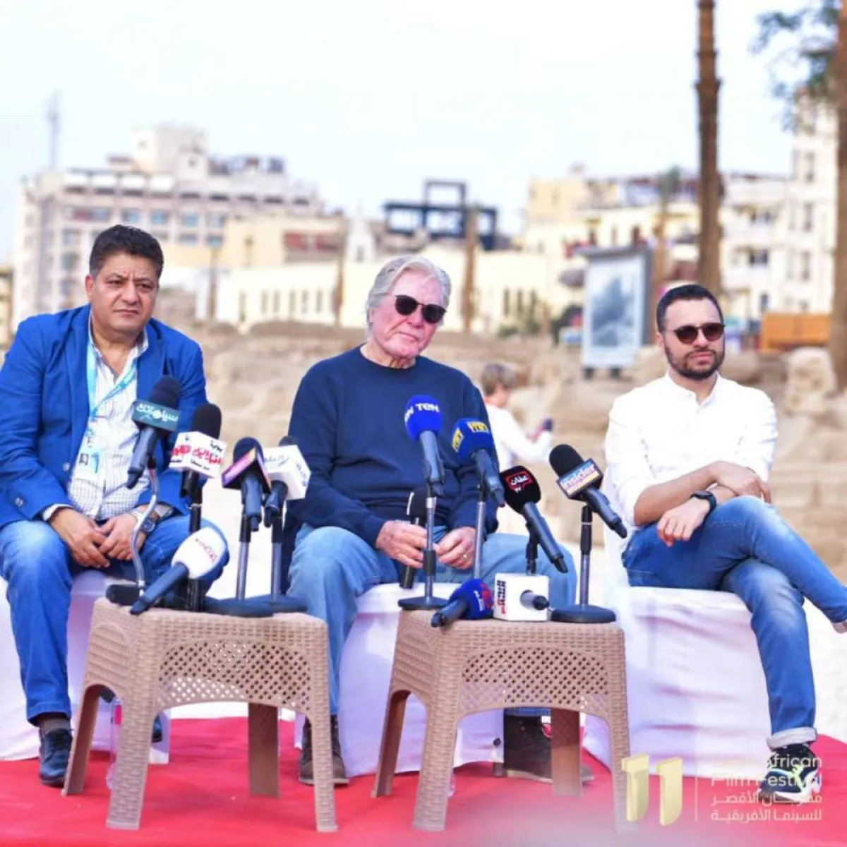 حسين فهمي من المؤتمر الصحفي - صورة من المركز الإعلامي لمهرجان الأقصر