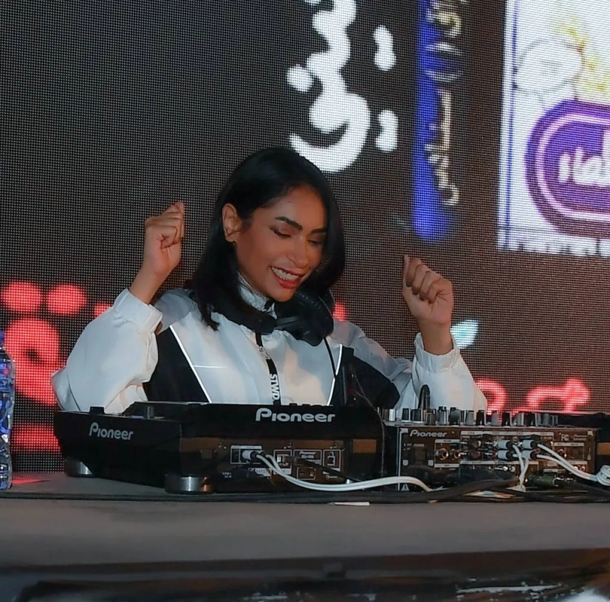 فقرة دي جي في الليلة الختامية للبينالي