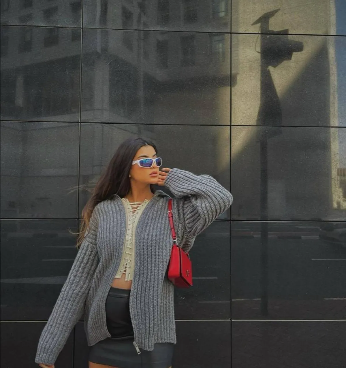 علا فرحات بأزياء الحمل