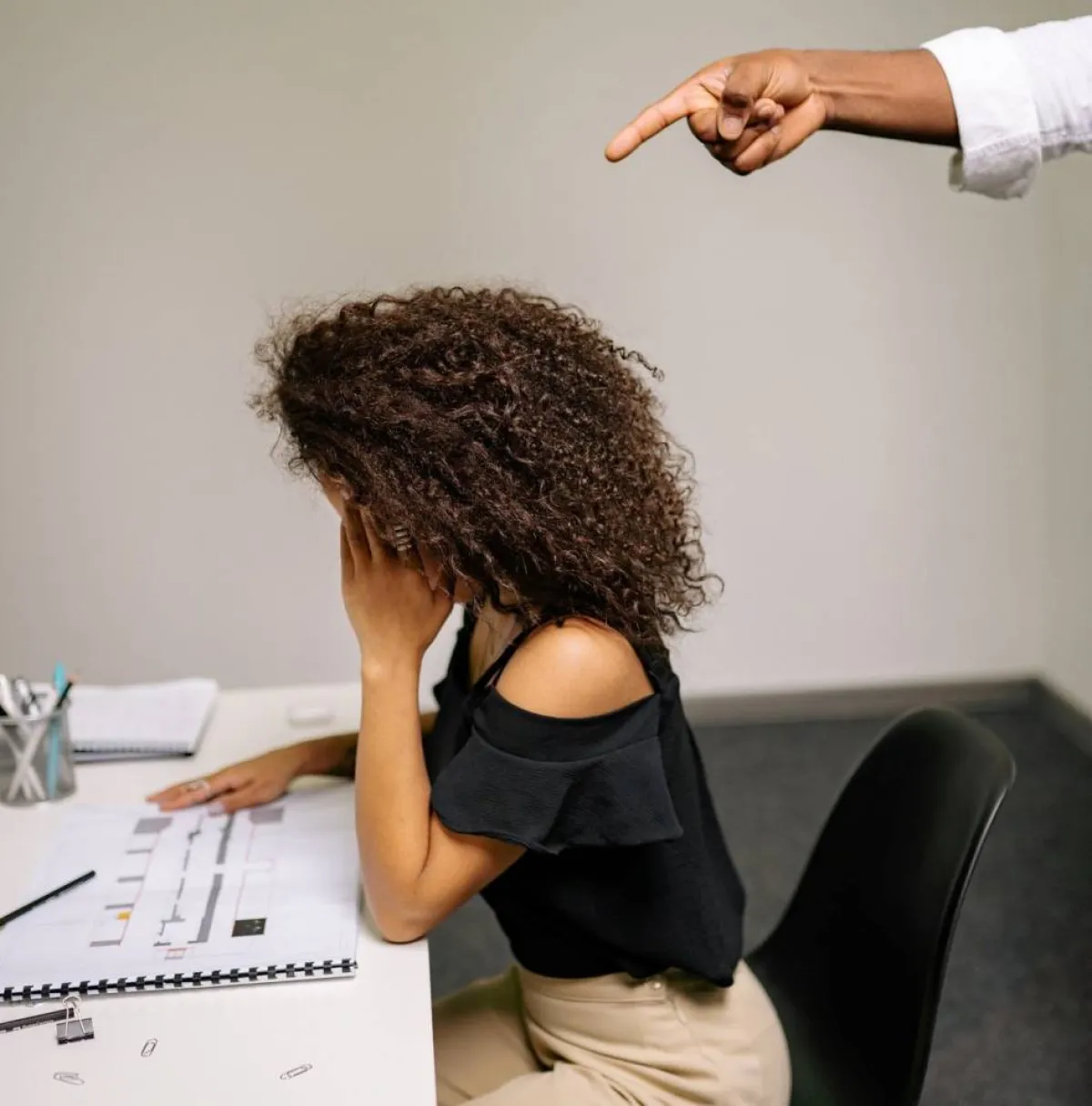 صورة للانتقاد من الأهل