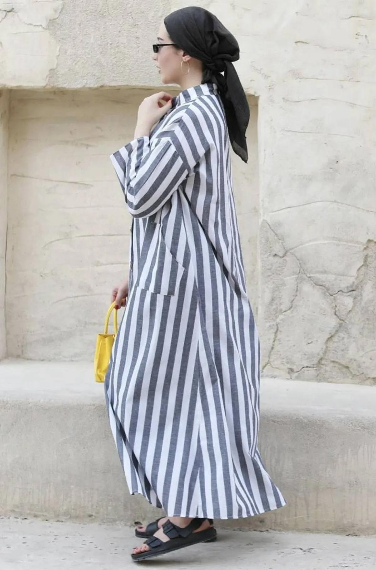 فستان فضفاض