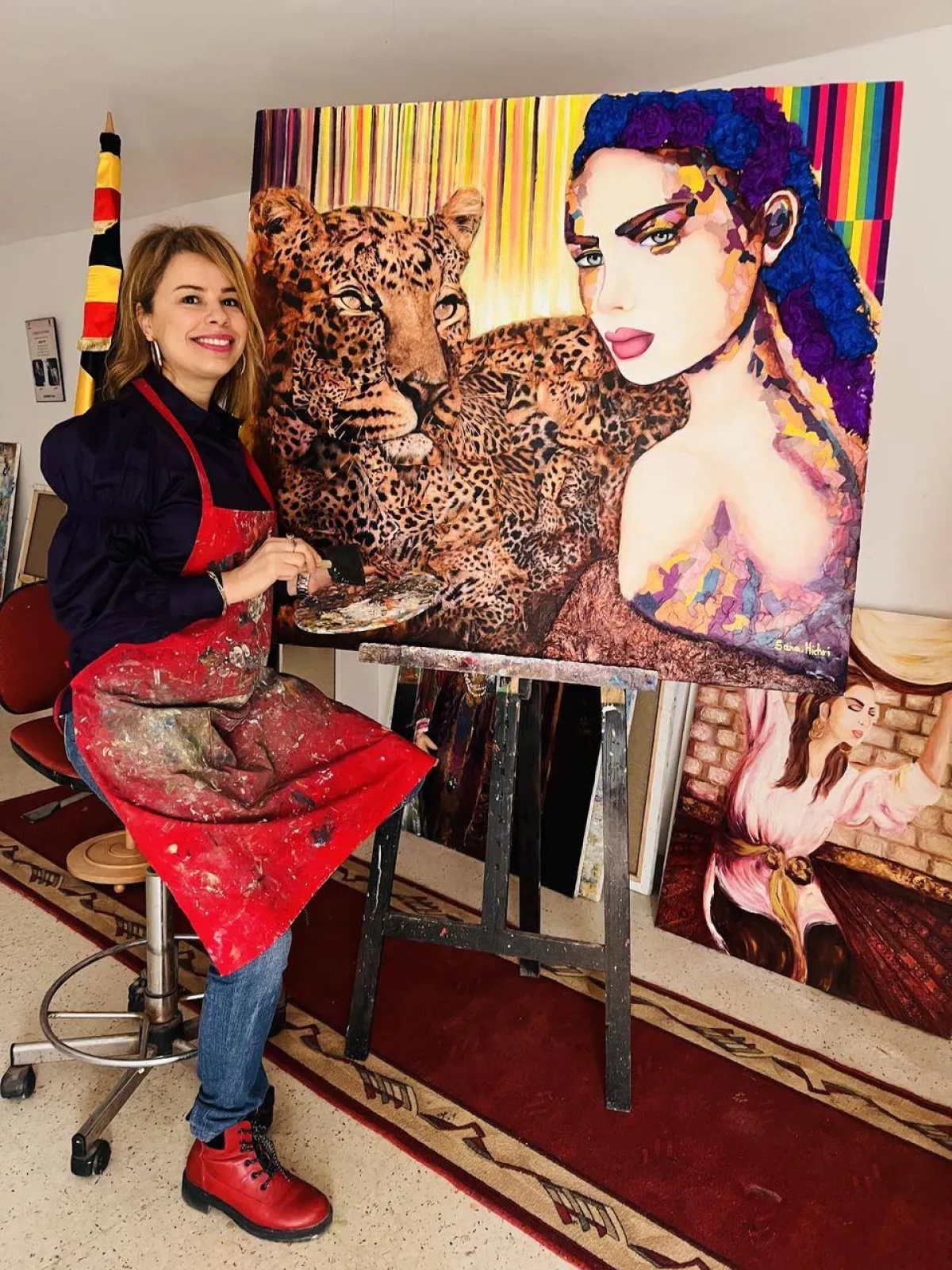 صورة الفنانة سناء هيشري