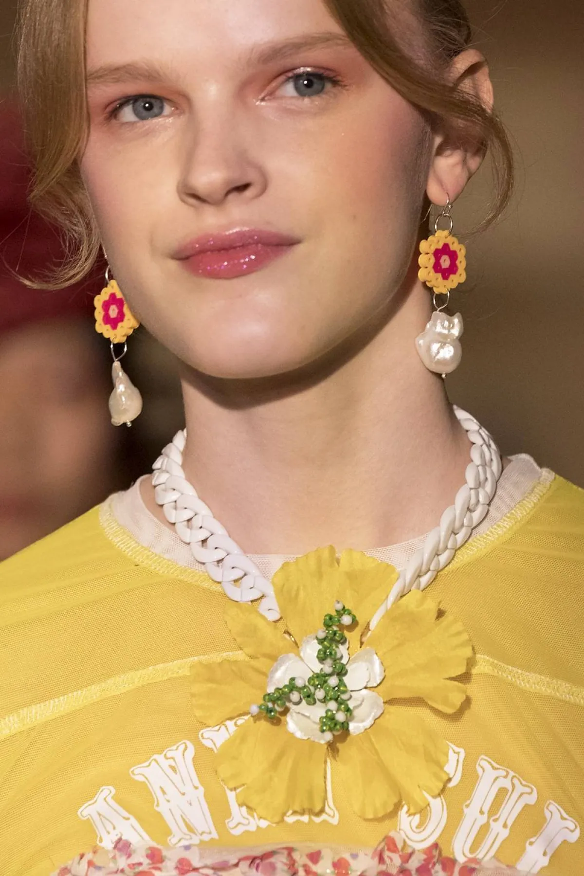 من عروض anna sui