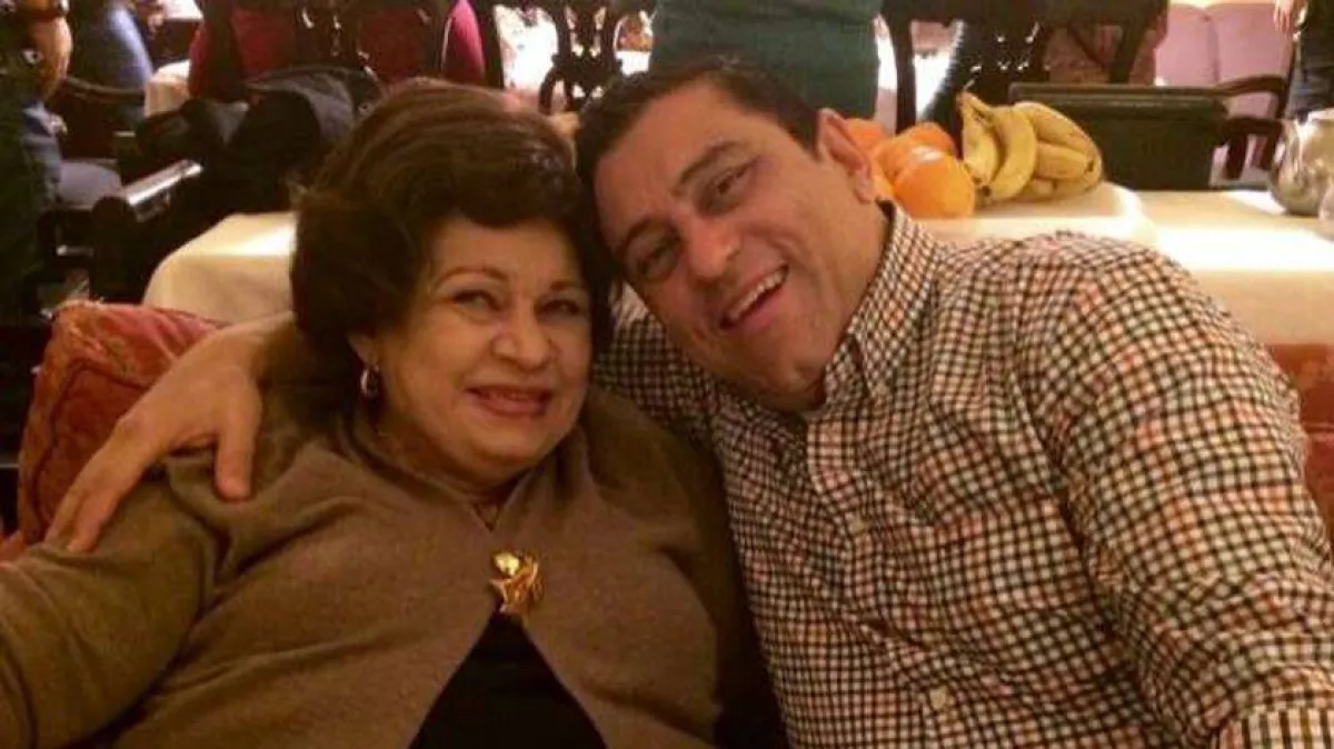 كريمة مختار وابنها معتز الدمرداش