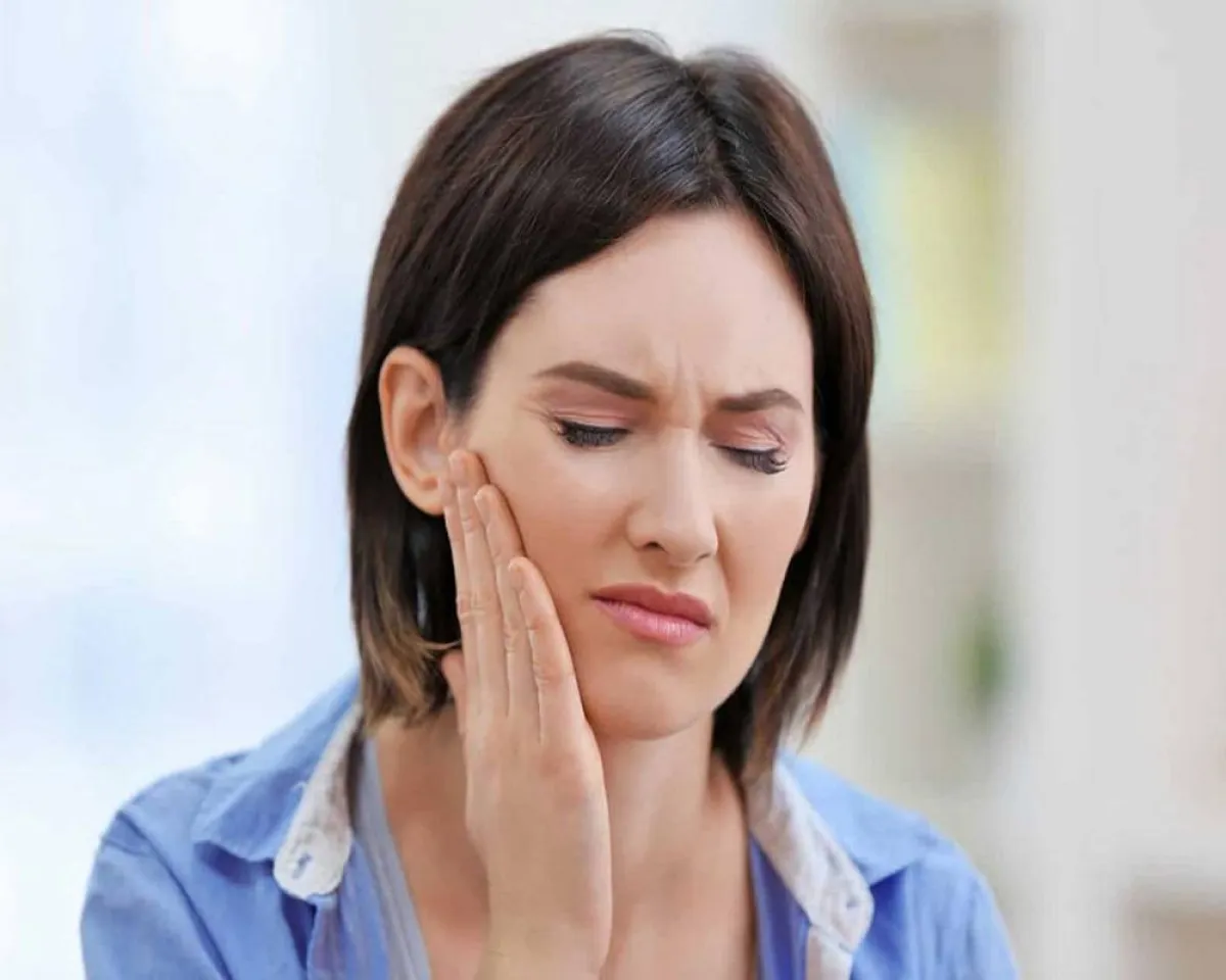 صورة لحامل مصابة باالنكاف