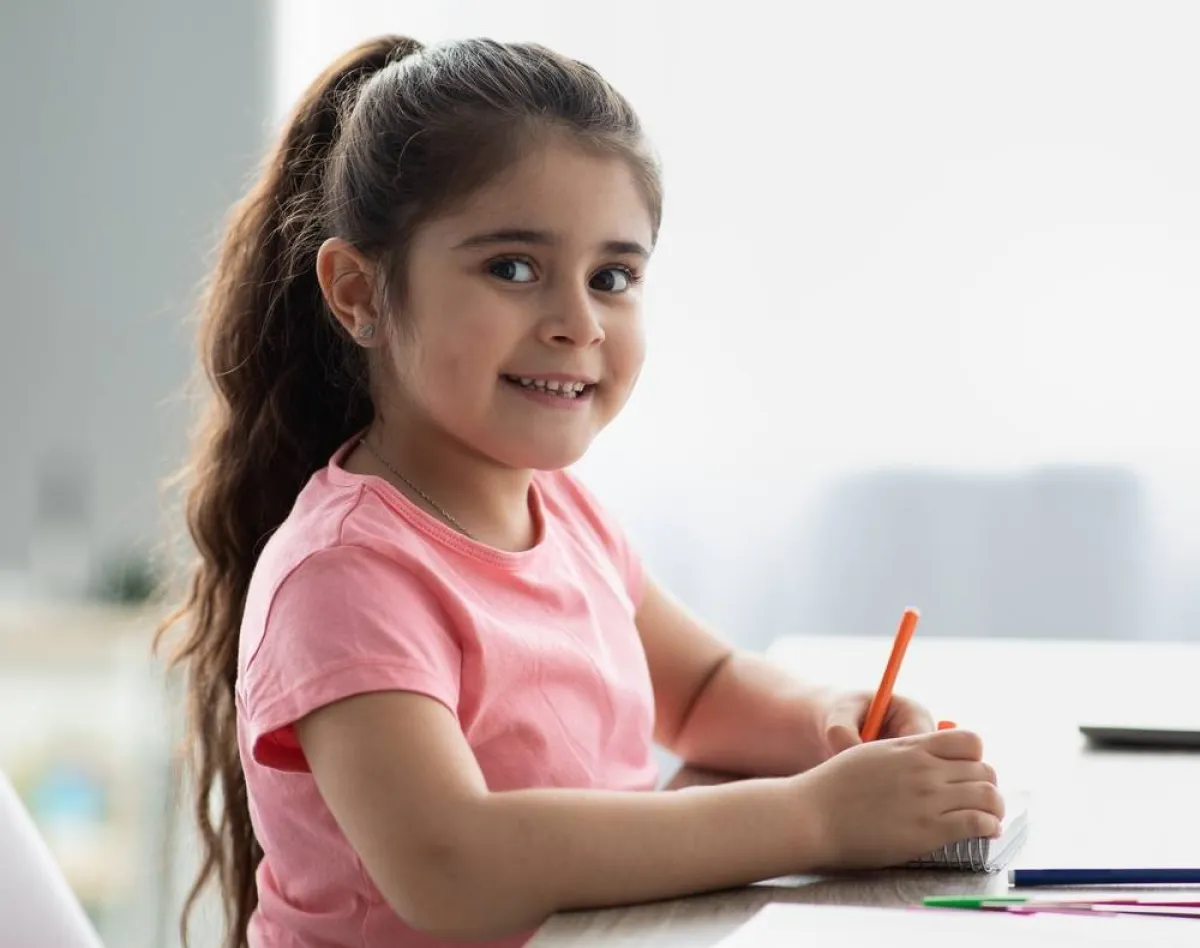 صورة لفتاة صغيرة