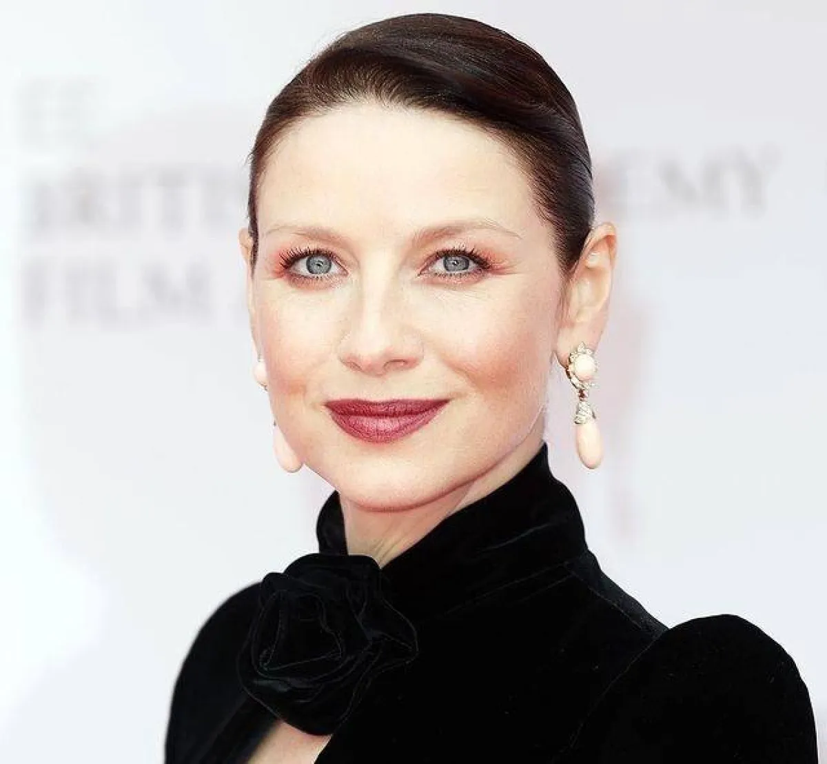 مجوهرات Caitriona Balfe-الصورة من حساب النجمة على انستغرام