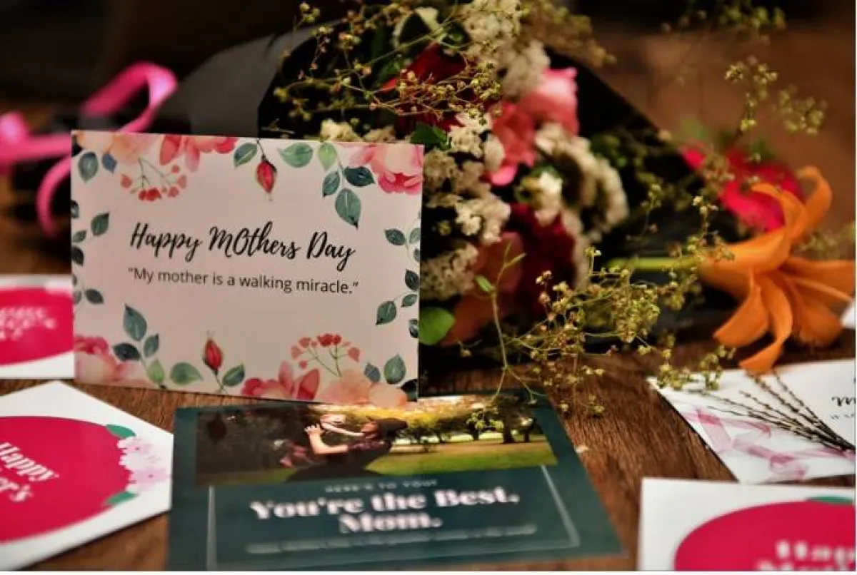 الاحتفال بيوم الأم 