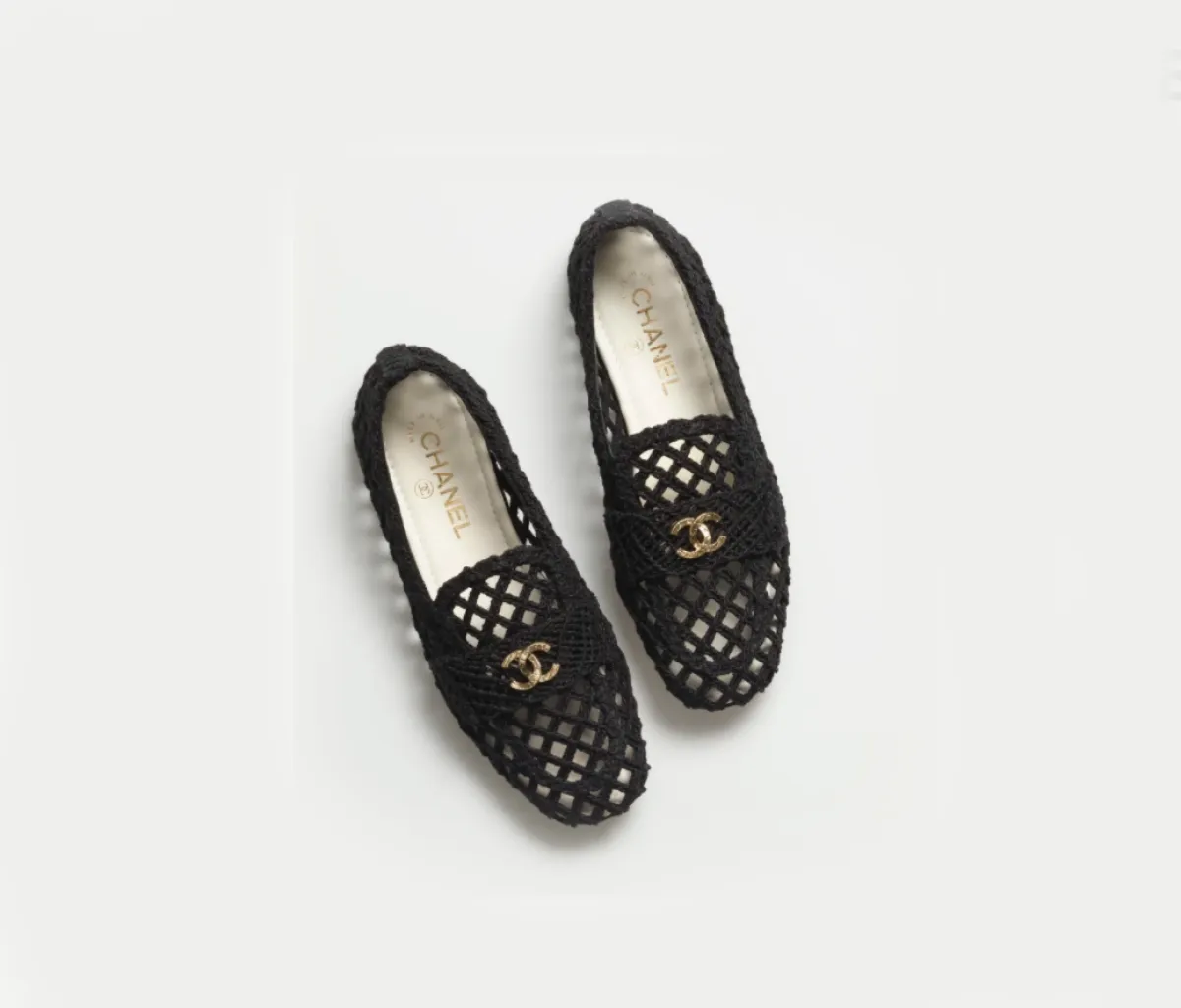 حذاء اسود مريح من شانيل