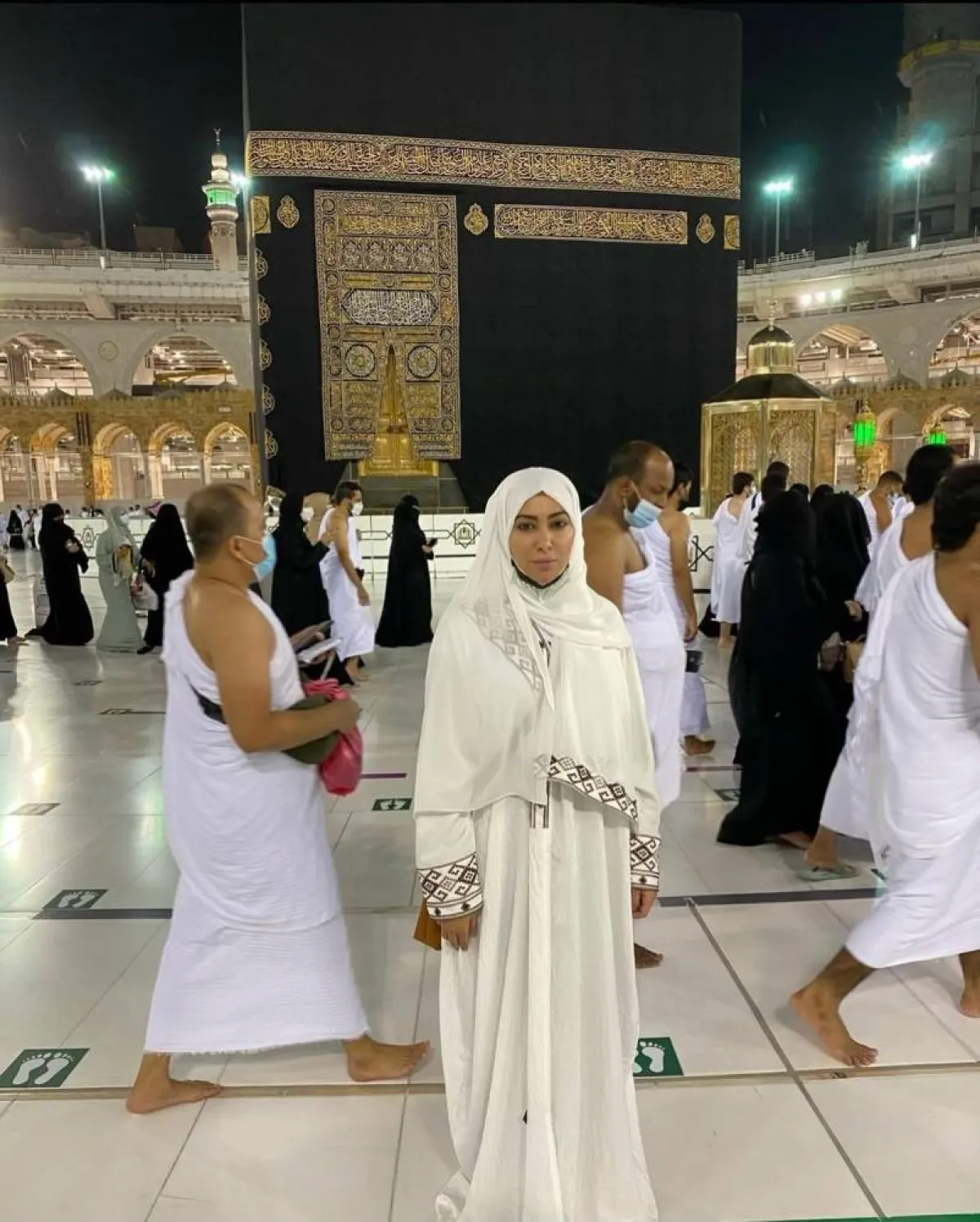 مريهان حسين تؤدي مناسك العمرة - الصورة من صفحتها على " انستغرام "