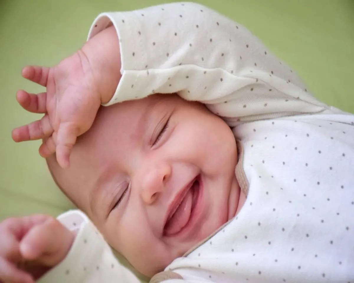 صورة لطفل صغير نائم