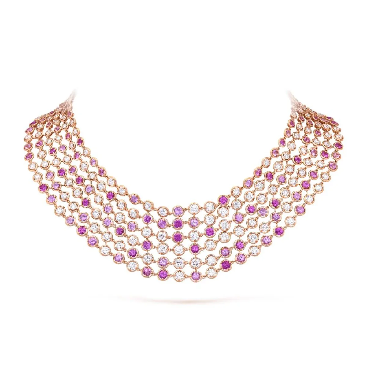 عقد مرصع بالسافير والألماس من فان كليف آند أربلز Van Cleef & Arpels