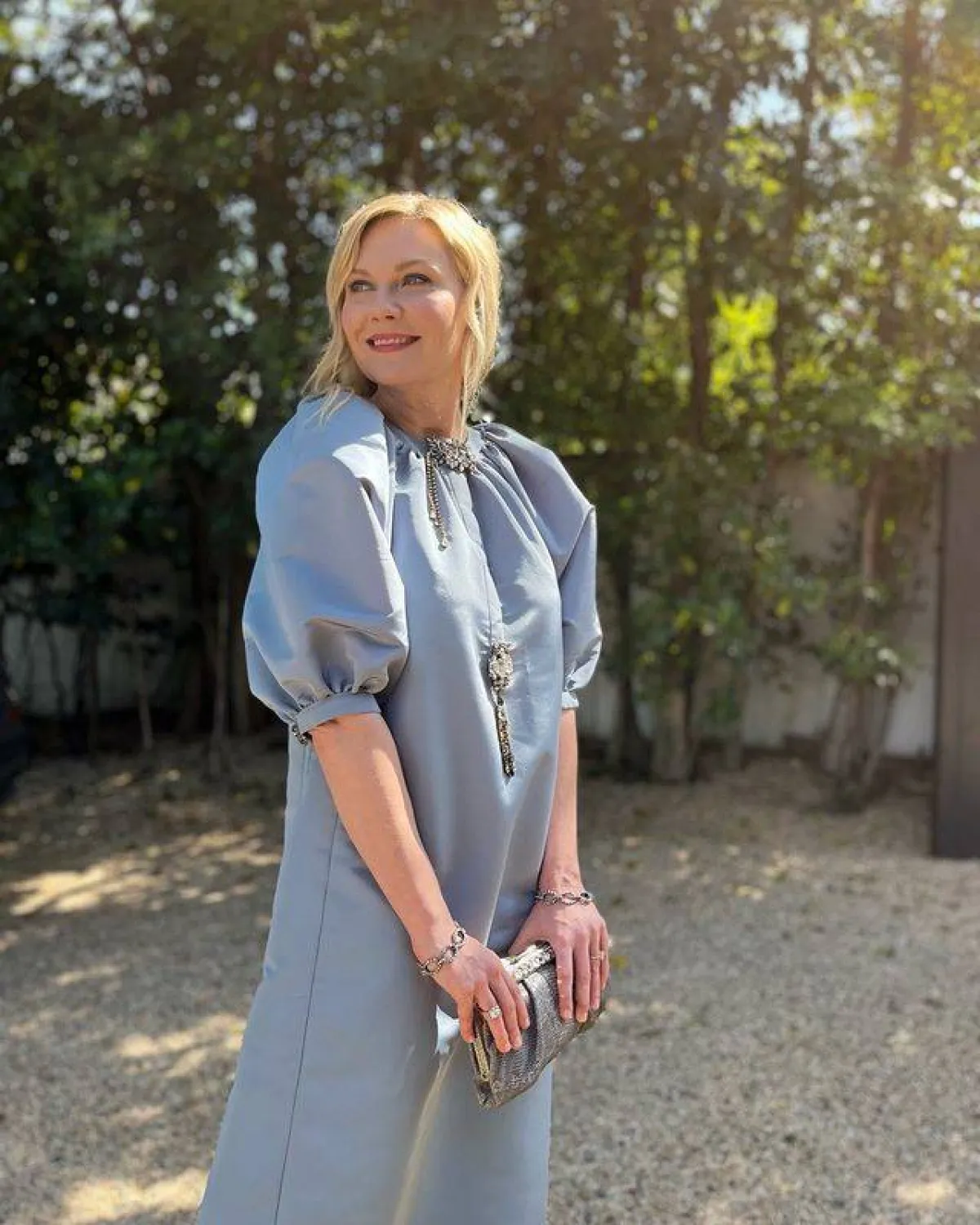 النجمة Kirsten Dunst- الصورة من حساب علامة Nina.Clare على انستغرام