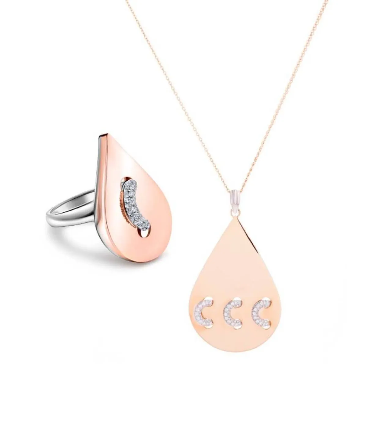 من تصميم المصممة رابعة العنقري