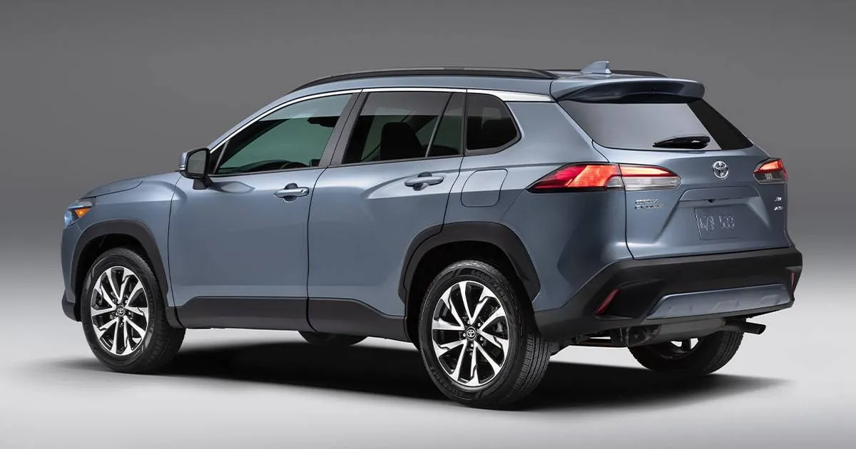 مواصفات تويوتا كورولا كروس 2022