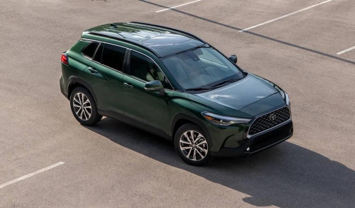 مواصفات تويوتا كورولا كروس 2022