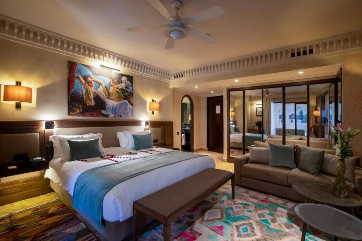 أجواء شرقية في أفخم فنادق مراكش العصرية