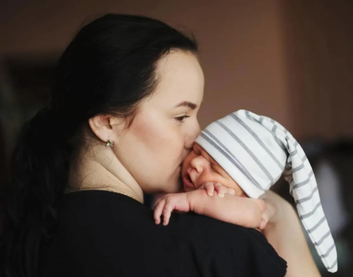 الوقت المناسب لتجشؤ المولود الجديد