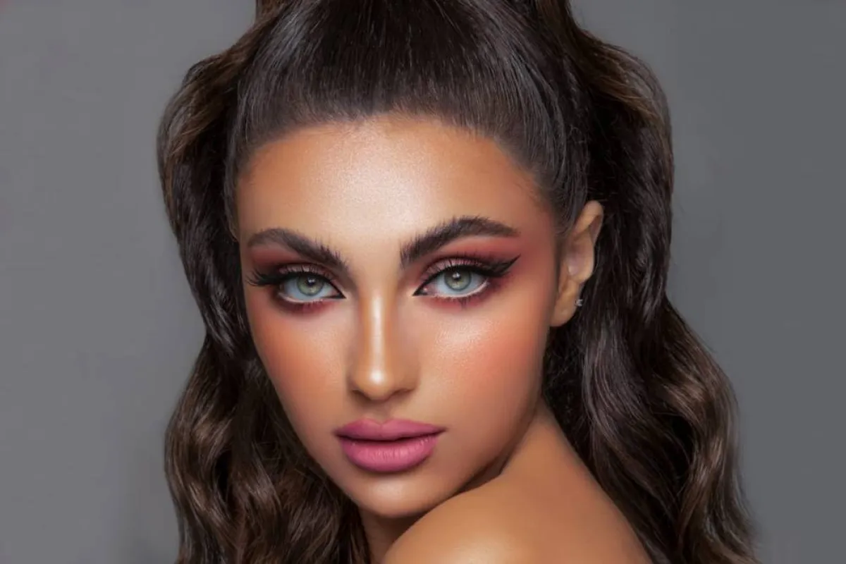 مكياج يوم الأم