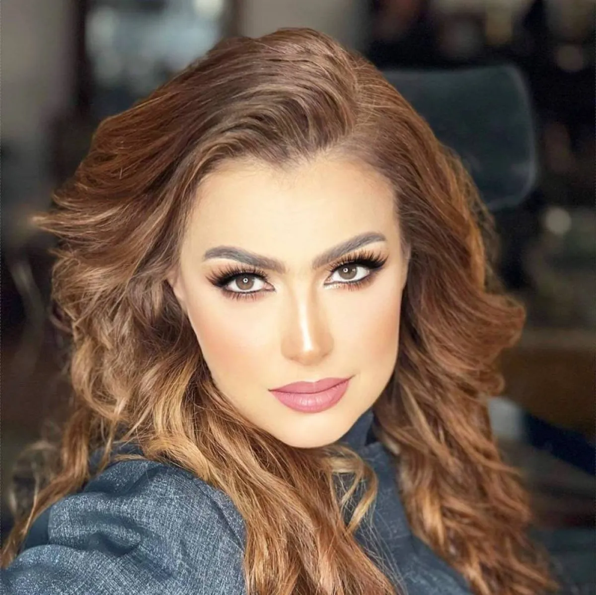 سيمون - الصورة من صفحتها الرسمية على الفيس بوك