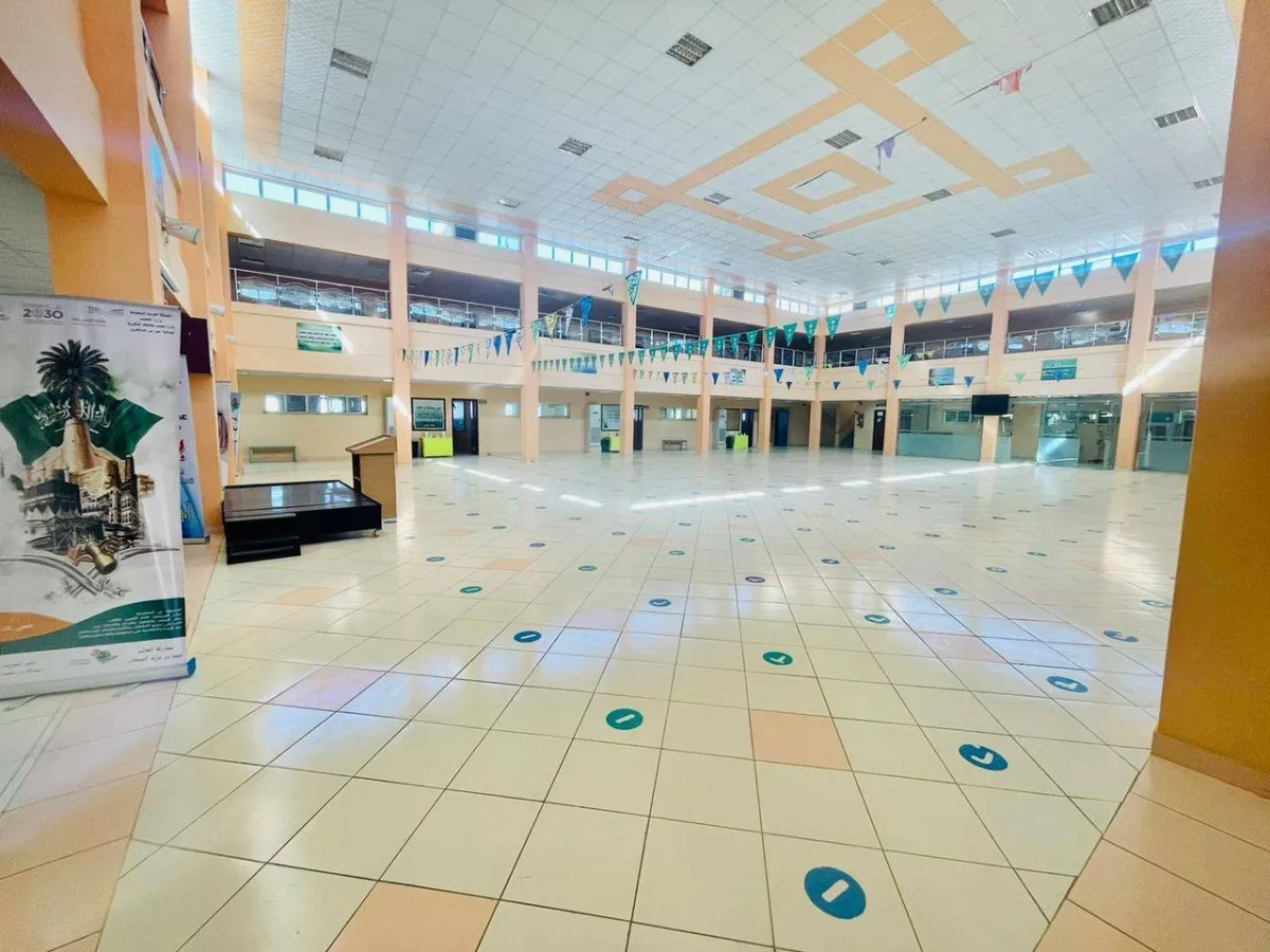 انطلاق الفصل الدراسي الثالث حضوريا . الصورة من "واس"