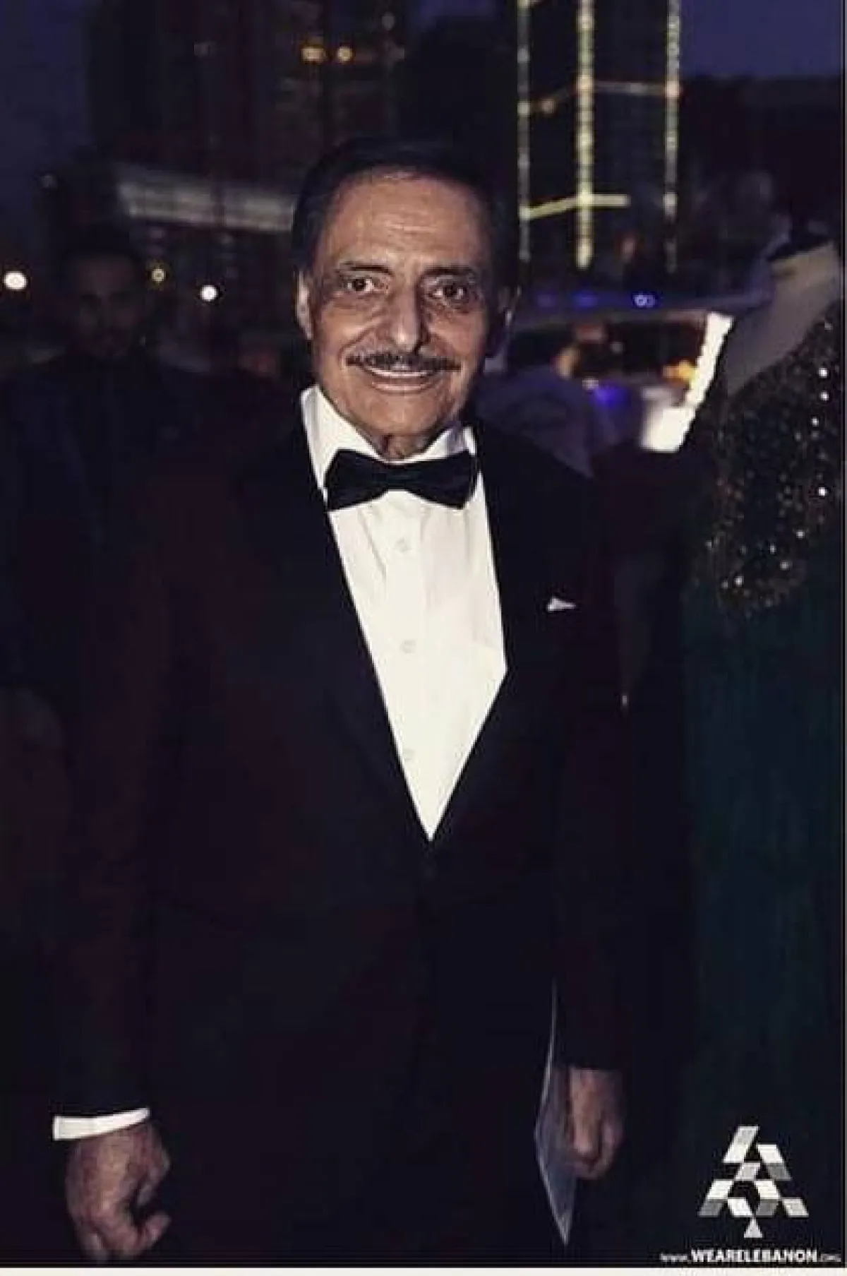 الفنان أنطوان كرباج- الصورة من حساب زوجته لور غريّب