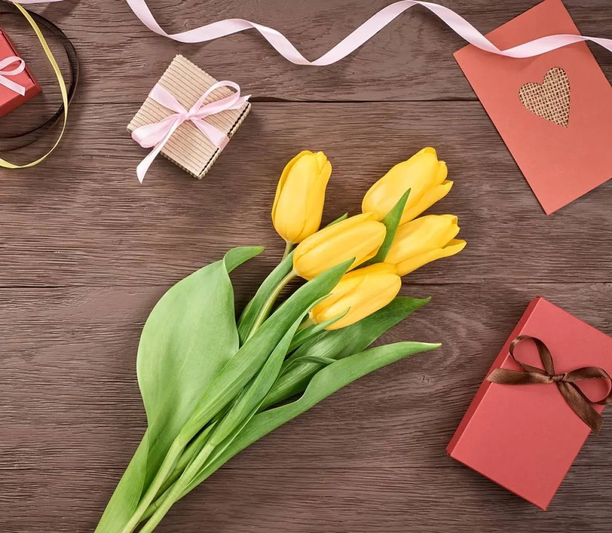 صورة لهدية مغلفة وجميلة