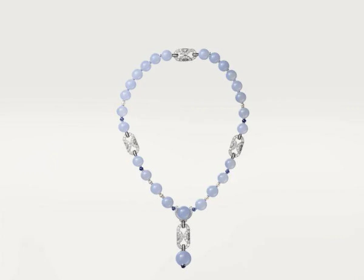 قلادة مرصعة باللؤلؤ من كارتيية Cartier