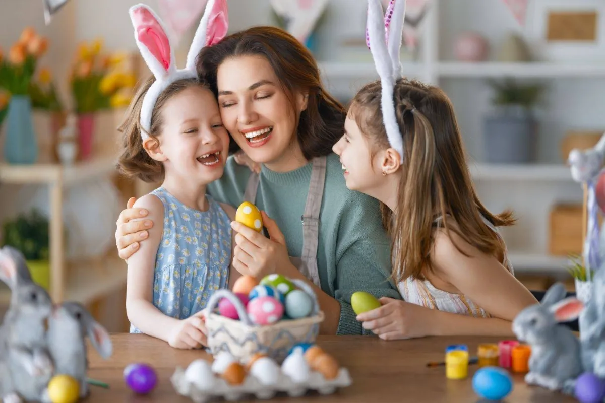 الاحتفال بيوم الأم