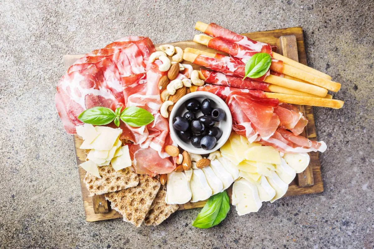 صورة للحوم الباردة