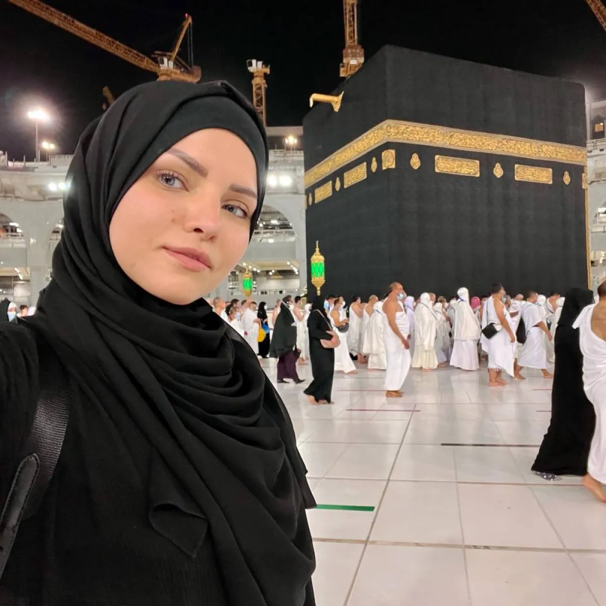 إيمان الحصري- الصورة من صفحتها الرسمية على الفيس بوك