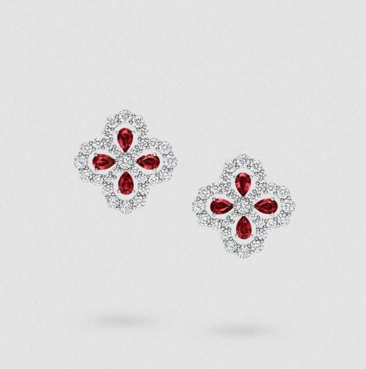 أقراط مرصعة بالياقوت من هاري وينستون Harry Winston