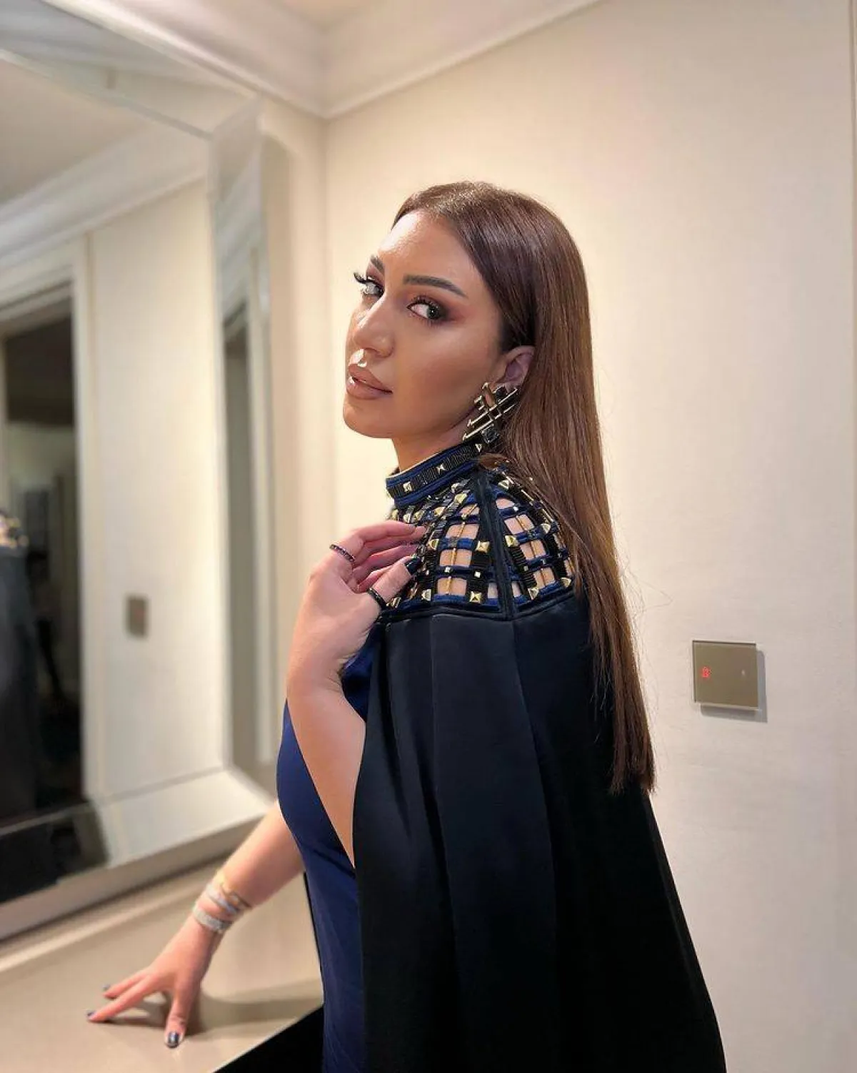 مجوهرات أسماء لمنور-الصورة من حساب النجمة على انستغرام