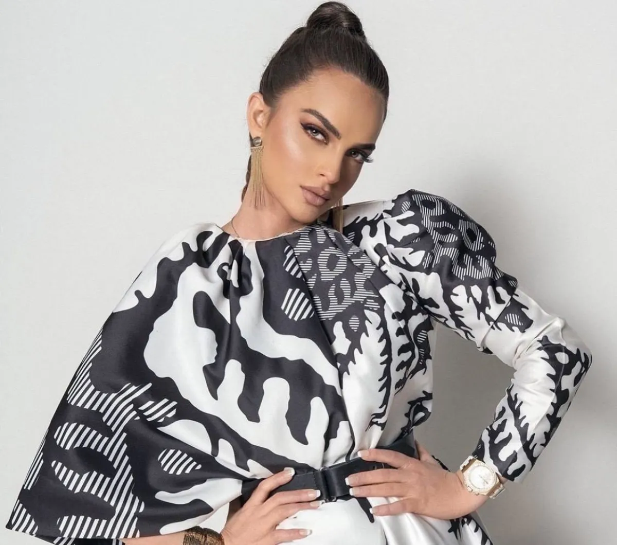 كيناز حكيم - الصورة من حسابها على الانستجرام