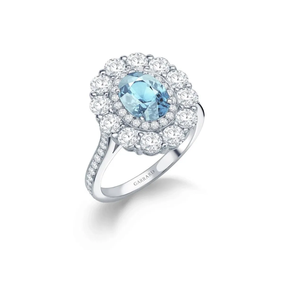 خاتم بحجر الأكوامارين من Garrard