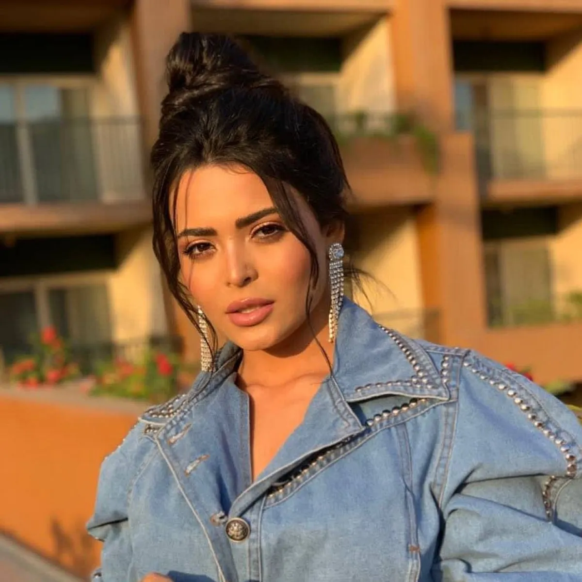 الفنانة أسماء جلال - صورة من صفحتها الرسمية على " انستغرام " 