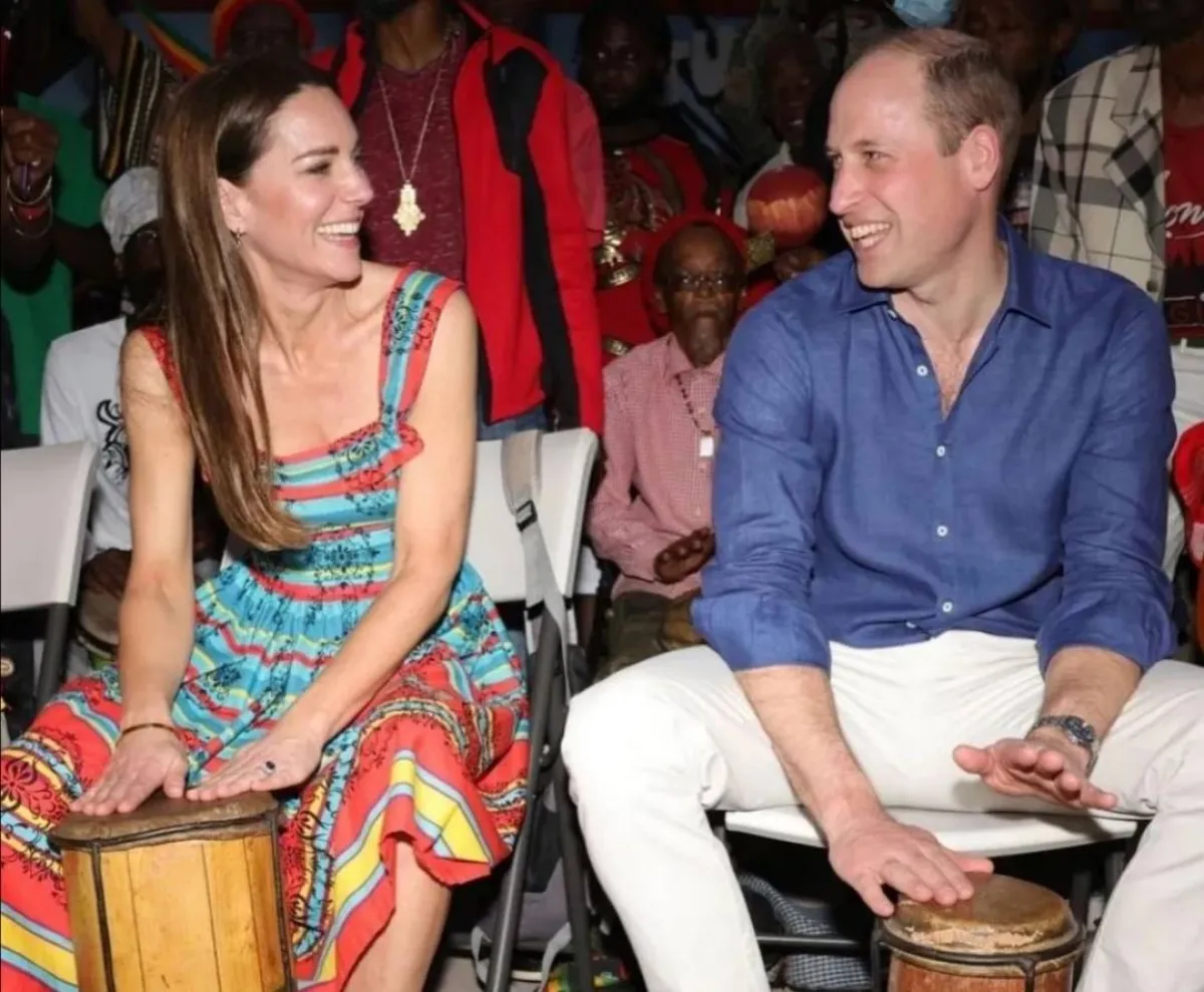 كيت ميدلتون والأمير ويليام يعزفان على الطبول- الصورة من حساب Europe Royals على إنستغرام