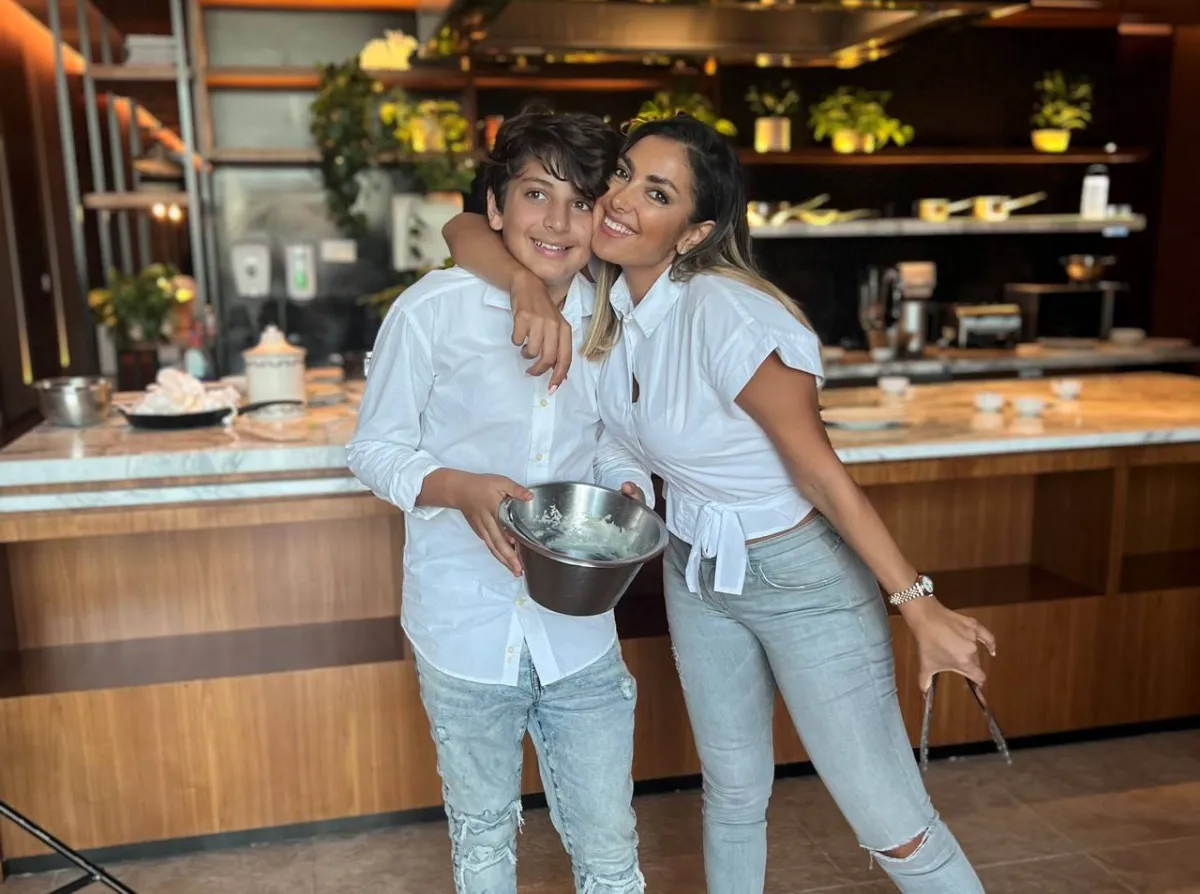 صورة بانا وابنها سعيد