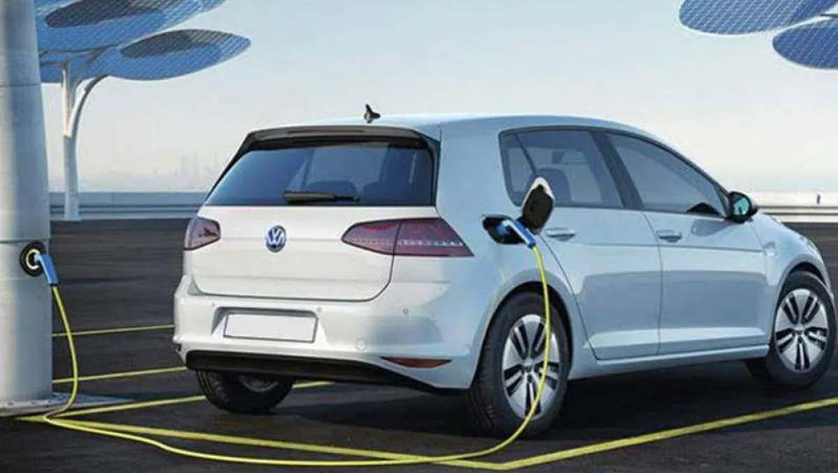 بسبب الضغوط التصنيعية.. شركات السيارات الكهربائية ترفع تكلفتها 