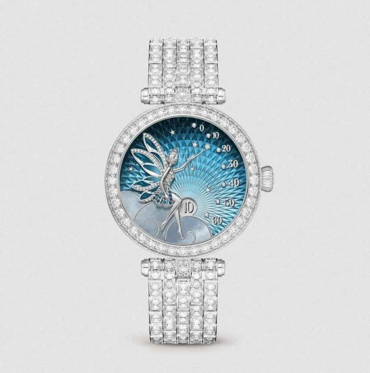 ساعة بحواف الماس من فان كليف آند أربلز Van Cleef & Arpels