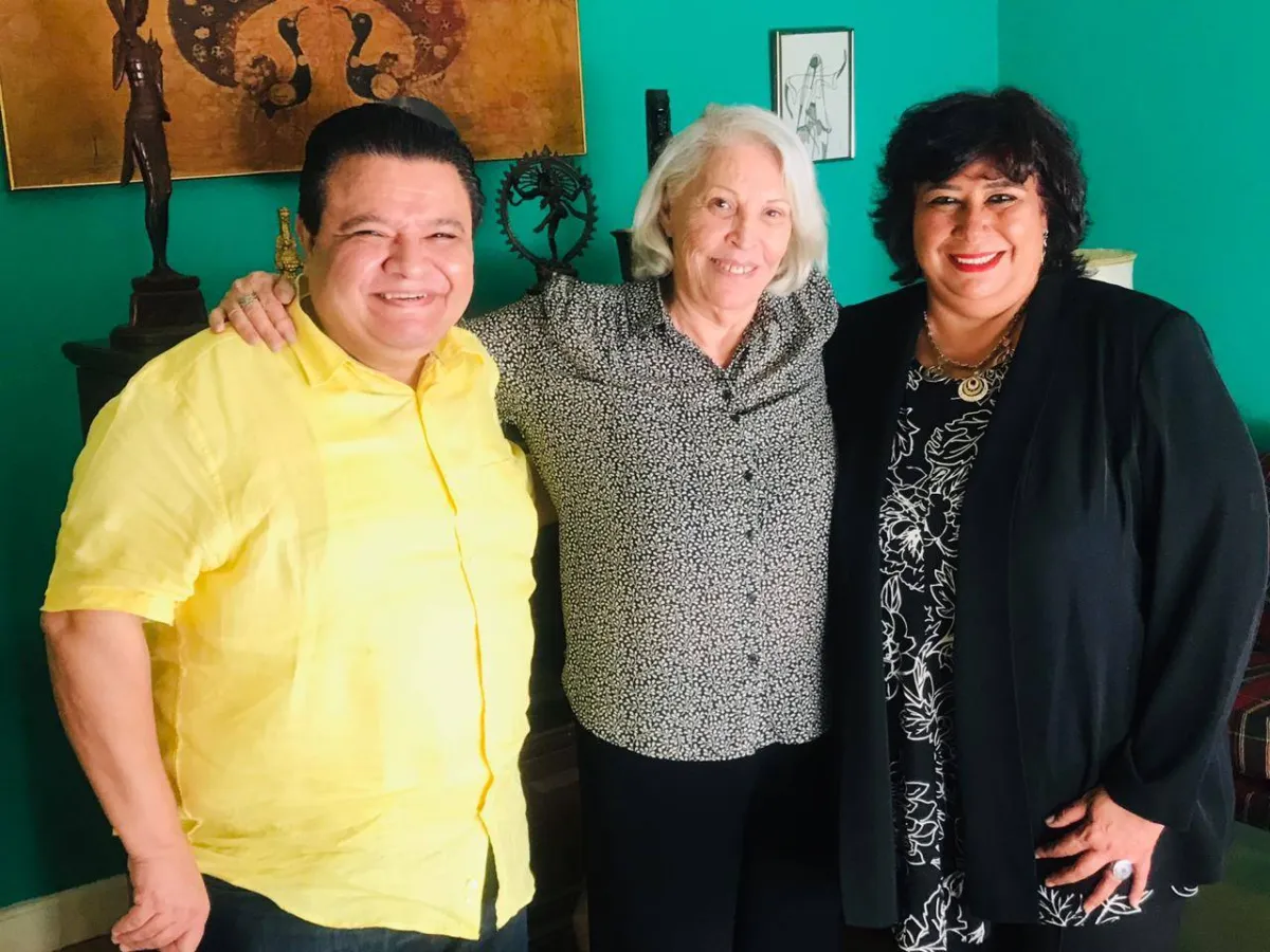 فريدة فهمي مع وزيرة الثقافة إيناس عبد الدايم والمخرج خالد جلال - الصورة من حساب وزارة الثقافة المصرية على فيسبوك