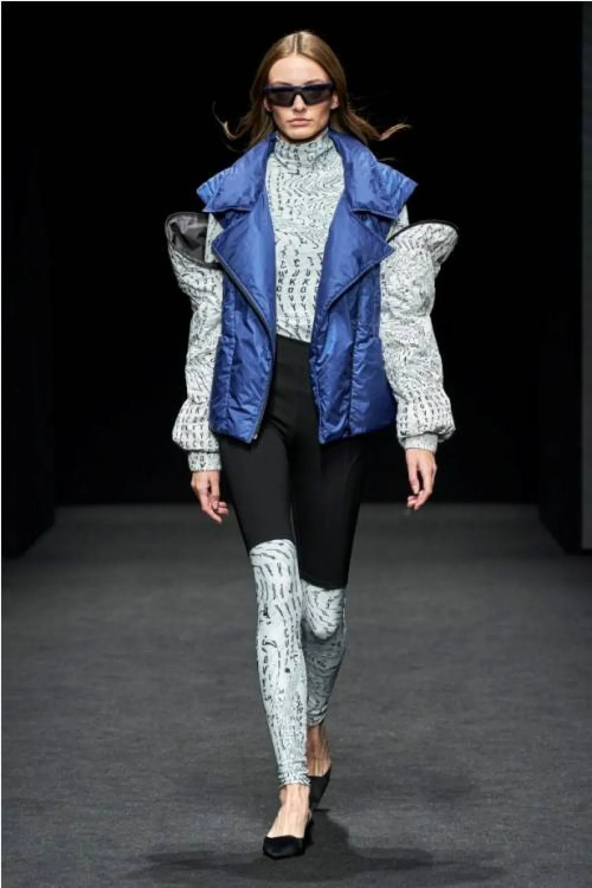 ليغينغ ملون من بودابست كوللكشن  Budapest Collection