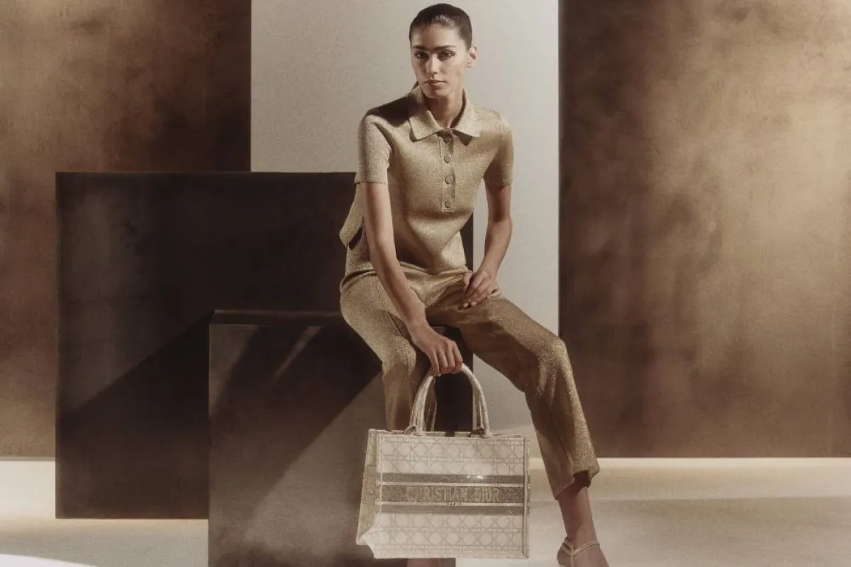 مجموعة كبسولة من ديور