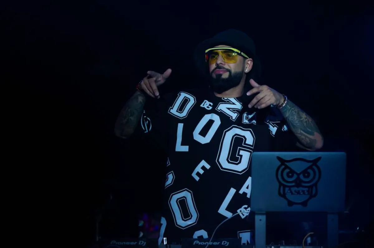 دي جي أصيل - الصورة من المركز الإعلامي لبنش مارك