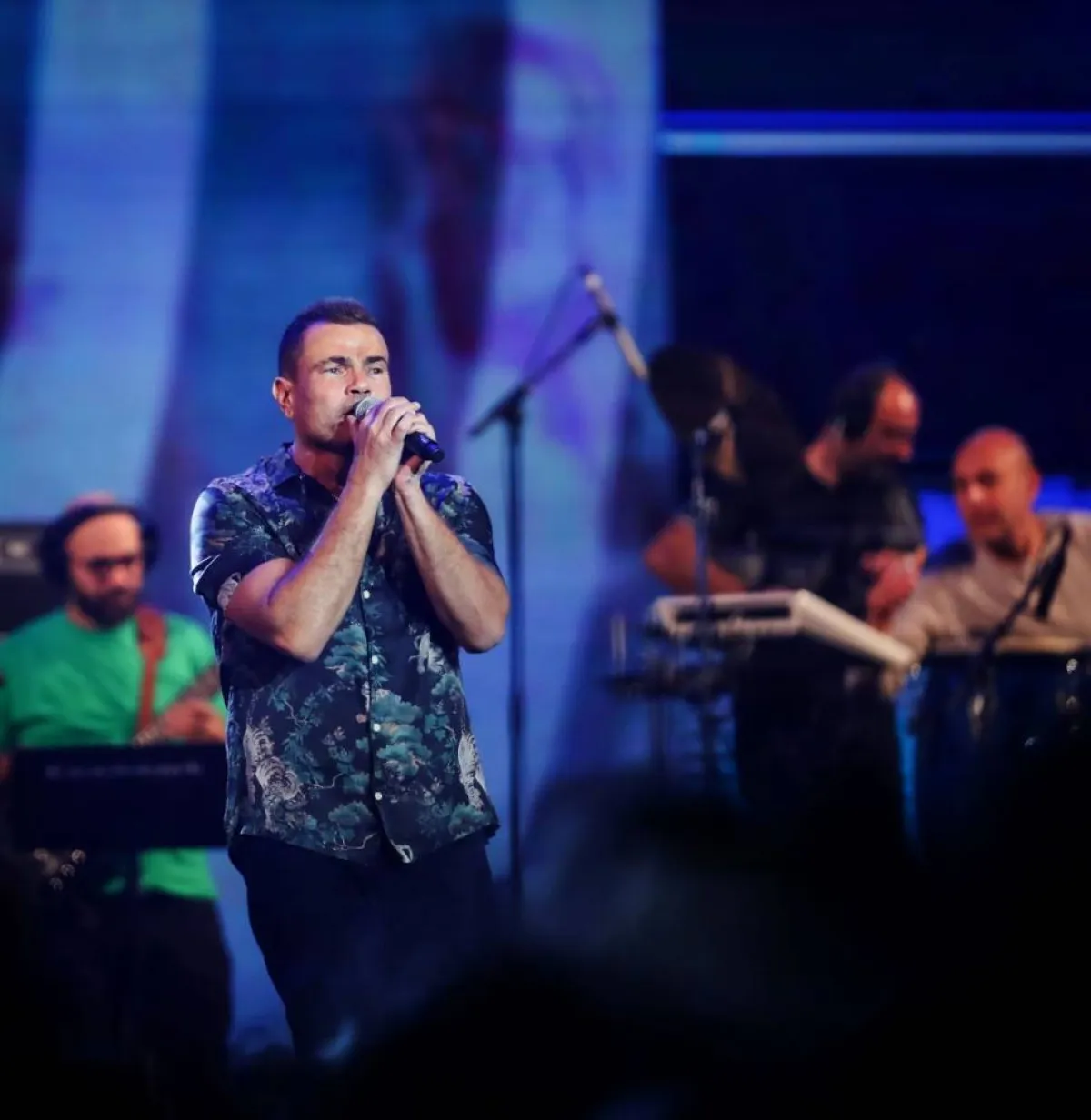 عمرو دياب - الصورة من المركز الإعلامي لبنش مارك 