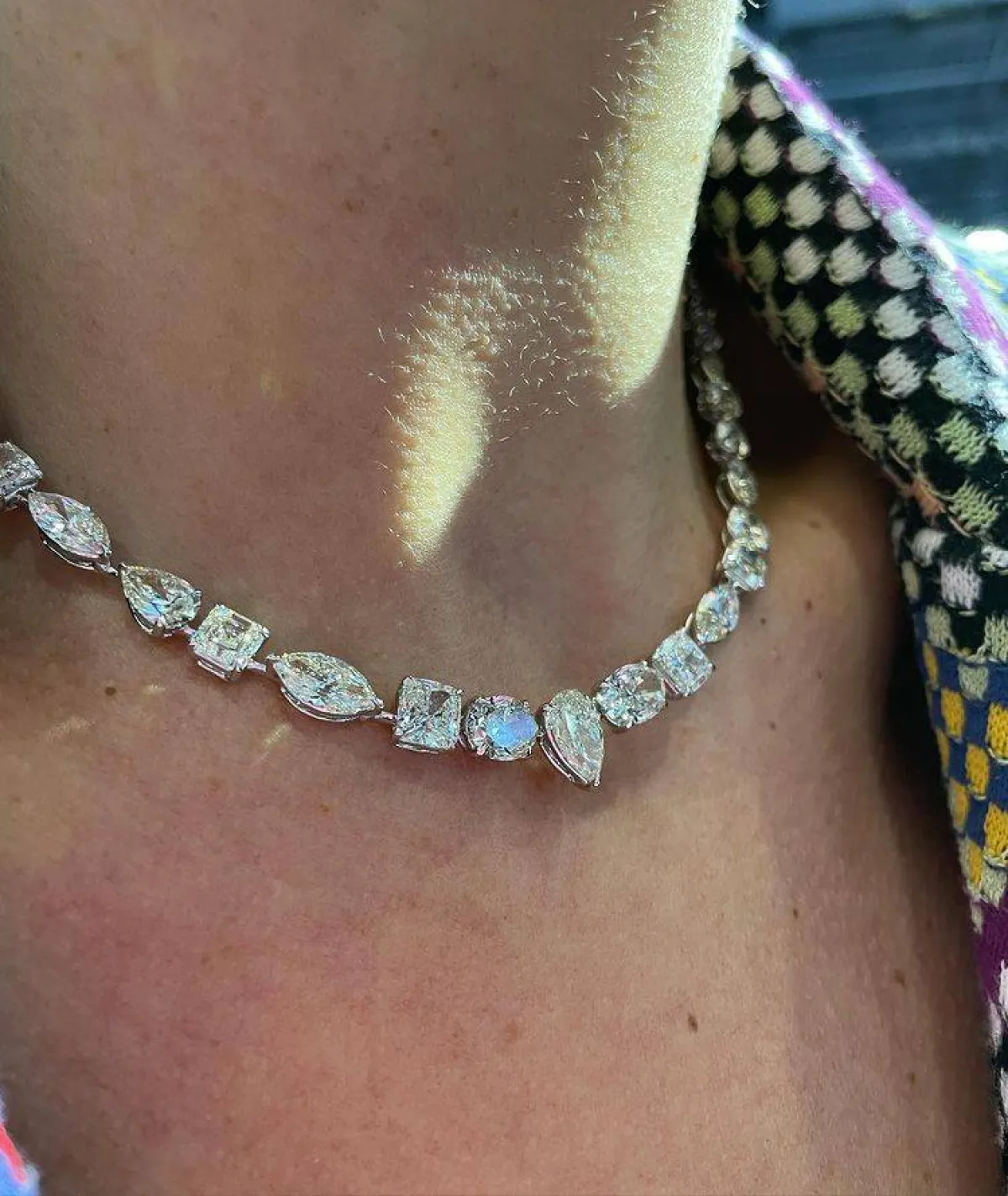 الصورة من الحساب الرسمي لمجوهرات Flavia Vetorasso على انستغرام