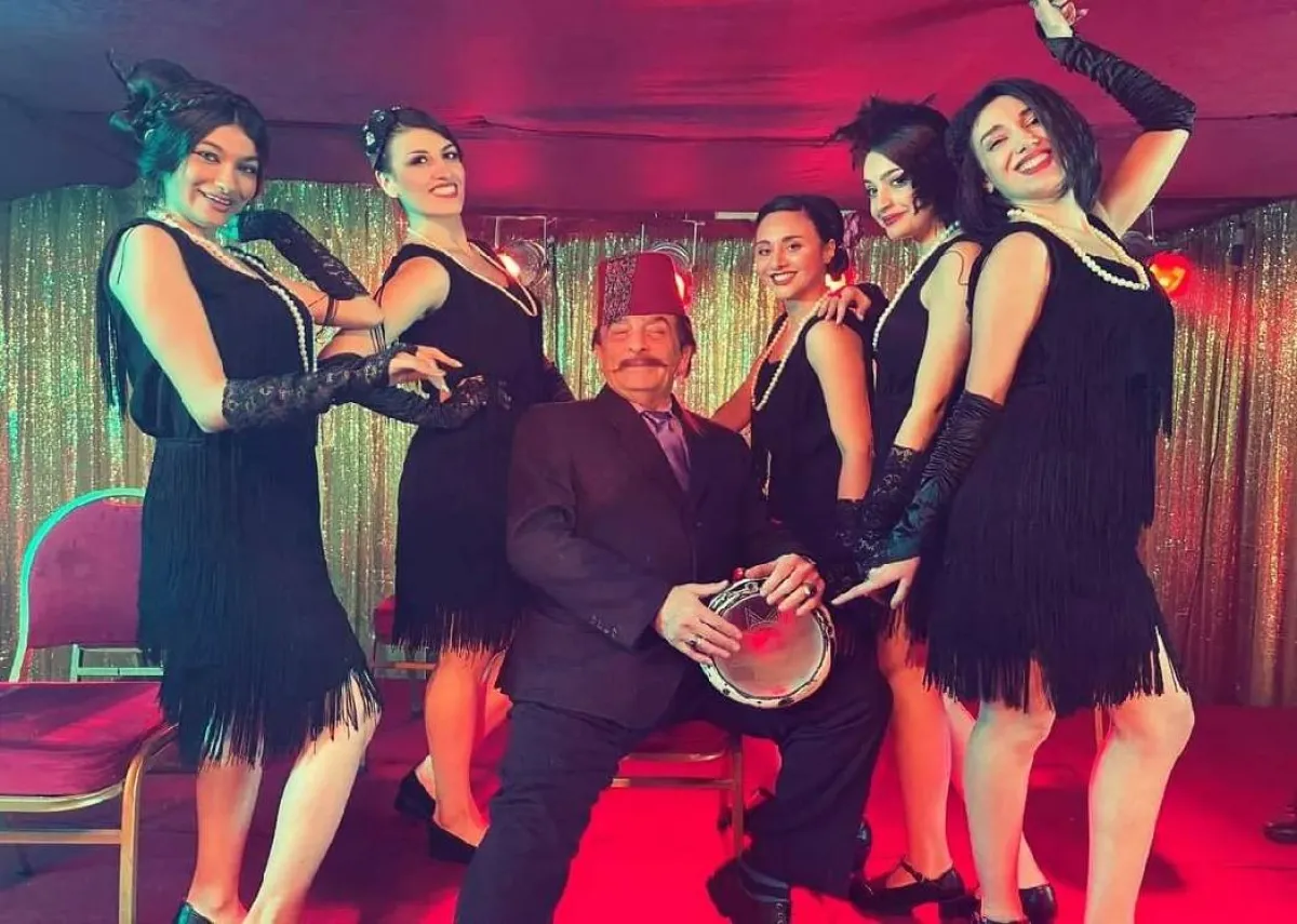 كواليس مسلسل  " جوقة عزيزة "- الصورة من صفحة الشركة المنتجة على " انستغرام "